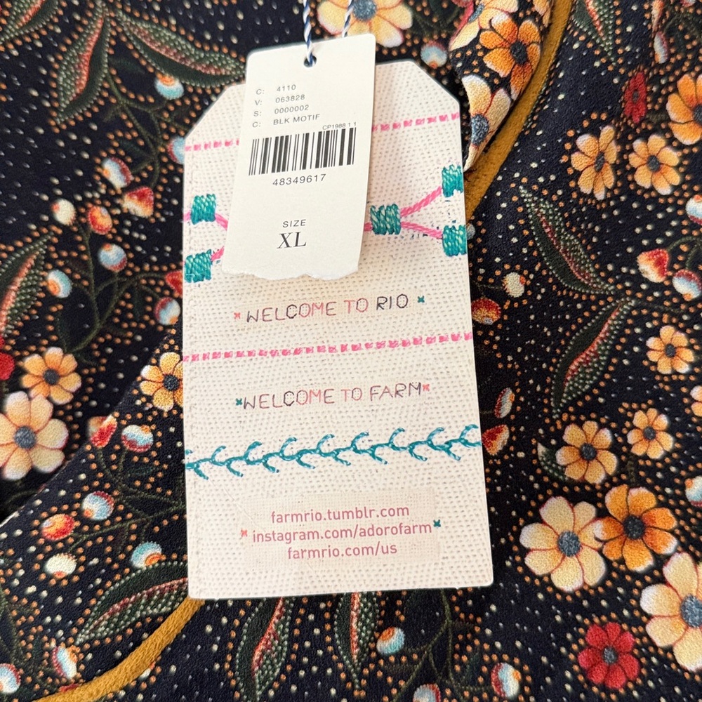 FARM Rio NWT Sayen peasant top - Picture 3 of 5